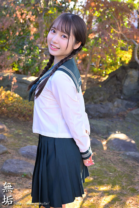 性欲の溢れたエロ過ぎ制服美少女が汗だくになって男を貪る絶倫性交 咲月ひな サンプル 2