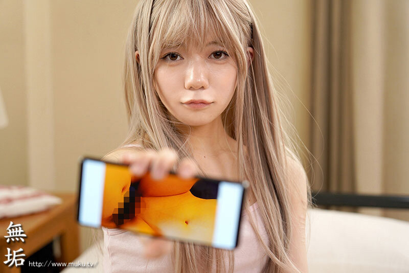 天使が家に泊まりに来た SEXに興味津々のロリロリ姪っ子の処女をいただき中出し三昧 日向由奈 サンプル 15