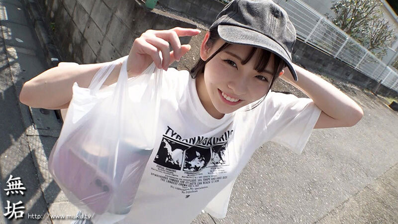 久しぶりに会うことになった女友達が垢抜けて可愛くなってた。近況報告してたらエロ経験自慢に発展して流れで一線超えたら身体の相性最高すぎて何度もお友達セックスしてしまった。 サンプル 2