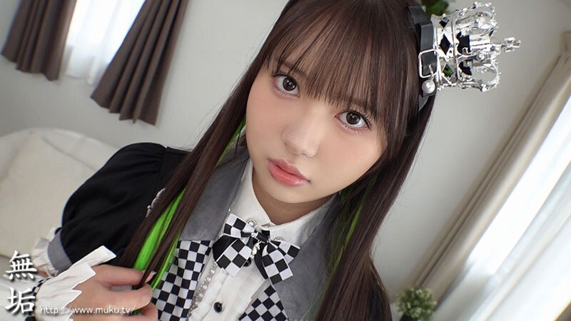私、頑張って売れたいですっ♪ 人気者になりたいアイドル美少女が、明るく笑顔で内緒のオフパコ枕営業 咲月ひな サンプル 2