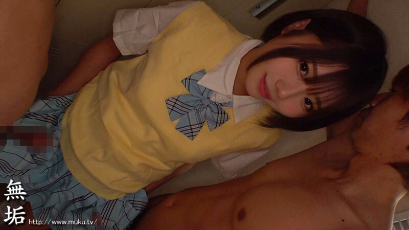 スレンダーな制服少女を、ただ欲望のままに汚したい。 制服フェティシズム（MUKD-579） サンプル 10