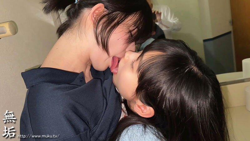 男子達の目の前で…百合強要される女生徒たち 標的にされた少女2人組、極悪非道トラウマ集団いじめレ●プ。 サンプル 6