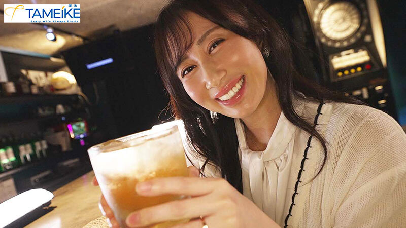 「中に出して、今夜だけー。」 小宮かおる初めての中出し、素でイキまくる不倫デート。 サンプル 4