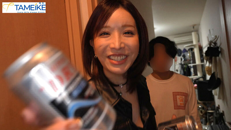 S級女王様・夢実かなえをM男クン家に派遣します！ド級の痴女テクと美しさで、マゾザーメン20連発ぶっこ抜きドキュメント！ サンプル 2