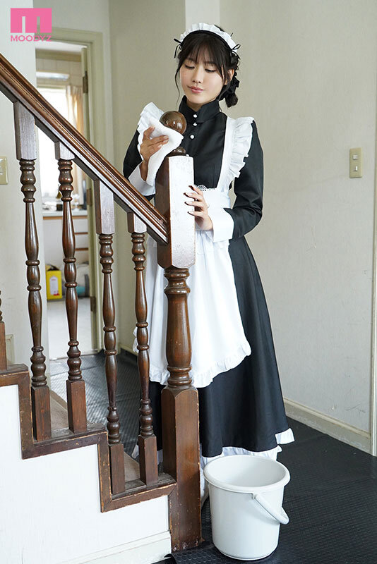 家事も何でもこなす完璧メイドが退屈しのぎに始めた遊びは主人（オレ）を耳元囁き誘惑すること… からかい上手なメイドの焦らし舐めに懇願中出ししまくった妻が不在の3日間。 神宮寺ナオ サンプル 1