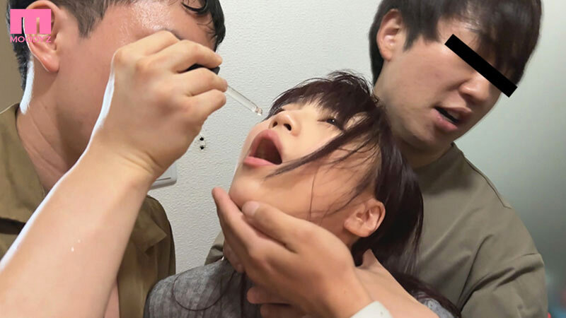 ある日、媚薬に手を出した大学の飲み会が媚薬濃縮孕ませ輪●サークルに変わった。 天宮花南 サンプル 3