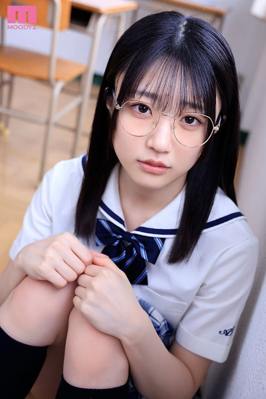 いつもボッチの地味っ子文学少女は都合のイイぼくら専用のザーメンシャワーオナペット 輝星きら サンプル 1