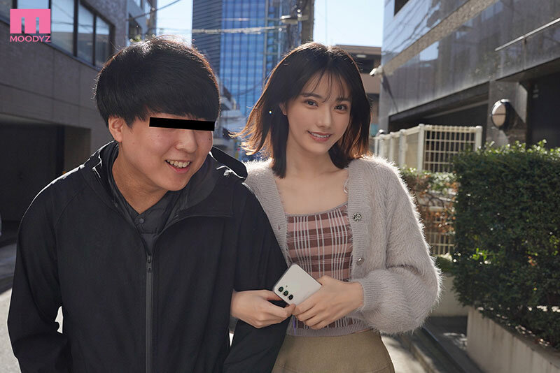 初体験ドキュメント！童貞クンがイッてるのに筆下ろし続けちゃったワタシ 宮下玲奈 サンプル 1