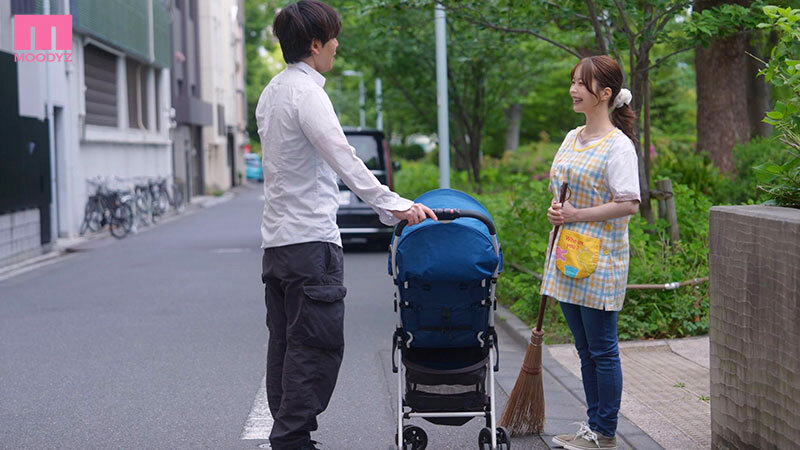 息子が大好きな保育園のひなの先生と妻子が実家に帰省中にデート密会をして 週末ホテルでめちゃくちゃヤリまくった 甘やかし不倫お泊りセックス 九野ひなの サンプル 1