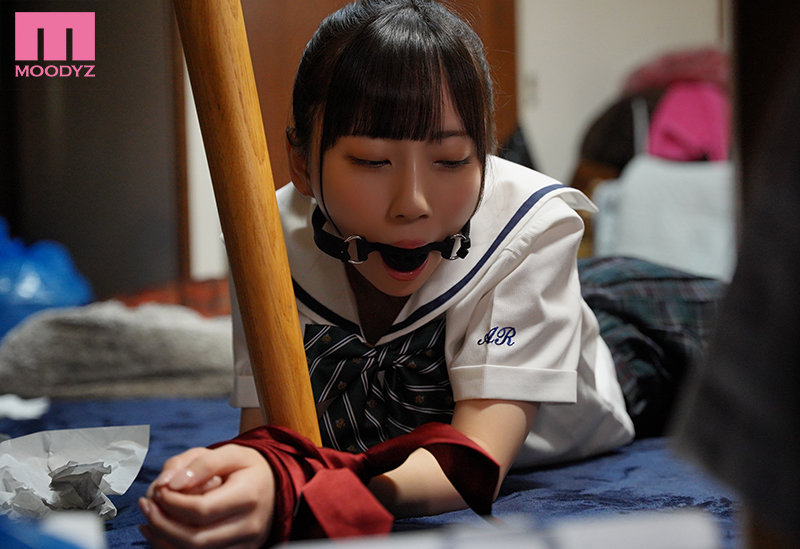 「みあちゃんに彼氏が出来たなんて…」 10年分の片思いが爆発する隣人の異常性欲オヤジが媚薬でキメセク監禁 ゴミ部屋で汗だく失禁いいなり同棲させられた3日間 七沢みあ サンプル 1