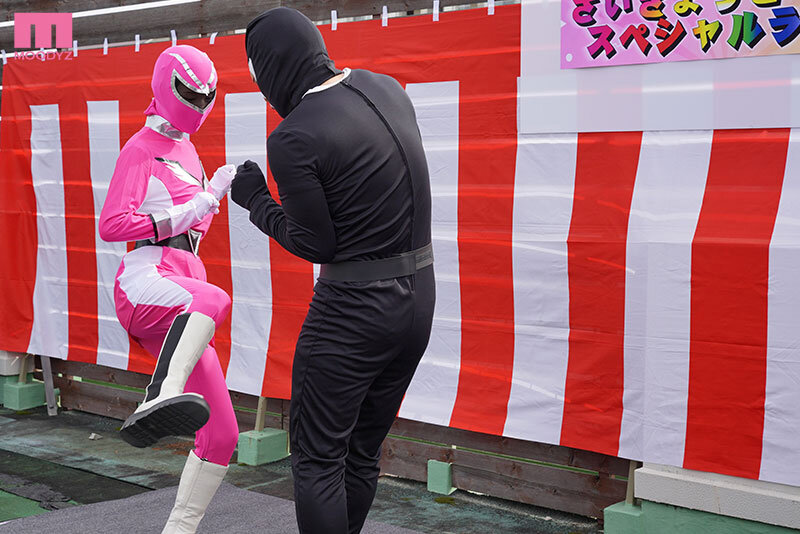 ヒーローバイトの上司（レッド担当）の告白を断ったらセクハラされ放題輪●され放題のハイレグピンク（=中出し肉便器担当）にさせられた私 新井リマ サンプル 2