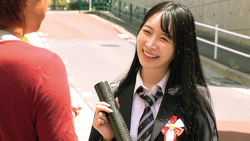 3分前まで女子〇校生！～2026年～卒業式直後に思い出の制服に初めての大量ぶっかけ！溜まりにたまった濃厚精子をあびせられ汚され全身精子でべっとり！ニオイたつチ〇ポ汁に火照ってそのまま生中出しSEX！！ サンプル 7