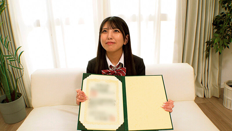 3分前まで女子〇校生！～2026年～卒業式直後に思い出の制服に初めての大量ぶっかけ！溜まりにたまった濃厚精子をあびせられ汚され全身精子でべっとり！ニオイたつチ〇ポ汁に火照ってそのまま生中出しSEX！！ サンプル 2