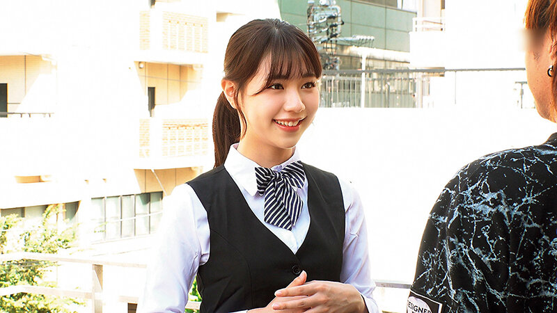 美しい制服姿がたまんない大企業の受付嬢さんがじゅぼじゅぼ連続射精ノーハンドフェラ大会！！恥ずかしそうにお口だけでデカチン「おしゃぶりしてると下のお口にも欲しくなっちゃった」パンスト脱ぎ捨て生ハメSEX総発射21発【お口×13発】【中出し×8発】 サンプル 9