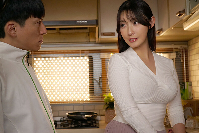 祖父と母さん 僕の大好きな憧れの母さんのカラダをスケベじじいが触っているんです… 森沢かな サンプル 13