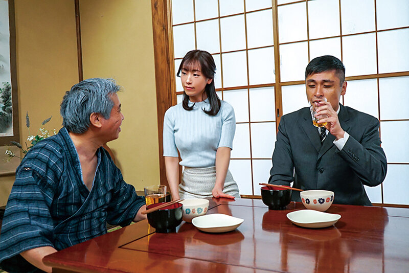 精力旺盛絶倫祖父とおしとやかな嫁 祖父のアレが立派すぎて病みつきに…。やめられない禁断の二人暮らし 長瀬麻美 サンプル 2