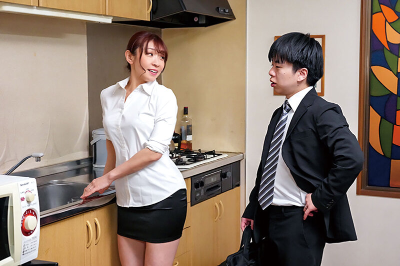 場末スナックの妖艶な人妻 常連太客の極太巨根で酒と涎と愛液に塗れた肉欲枕営業ー。 倖田李梨 サンプル 8