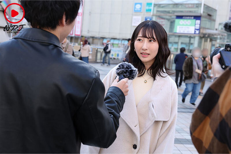 【脱いだらどエロいGカップ美乳】Z世代OLは清楚なのに欲求不満！？「仕事サボってアソビませんか？」責められ好きなエロがり美女とセックス前提えちえちデート！ サンプル 1