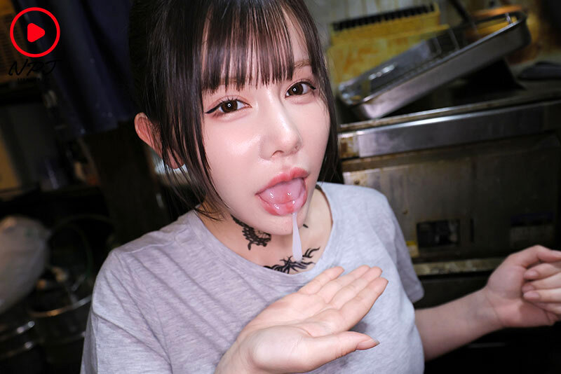 汚なシュラン鬼バズ定食屋きりもり巨乳タトゥー店長精子ごっくんな1日密着 サンプル 7