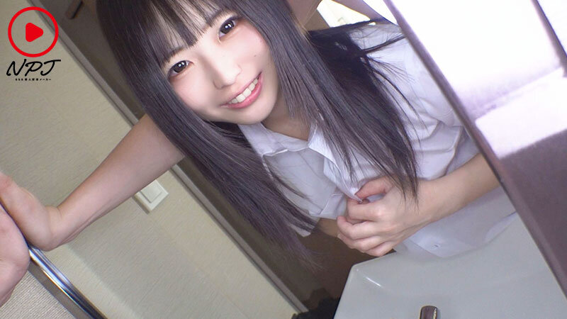 修学旅行で来ていた微乳J●を自由時間の2時間、ハメまくった（笑）ネットで知り合った初対面のおじさんにリアルで会ったが最後。断り切れなくて、中出しまでされてしまった無垢女子。 サンプル 6