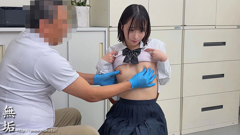 とある女子校で毎年行われる恒例行事 女子校限定おっぱい健康診断 乳輪・柔らかさ・感度…女性器の具合もじっくりセクハラ観察 サンプル 3
