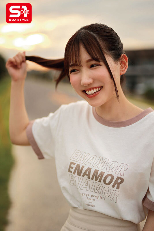 癒しの笑顔で実は超エッチ 三田真鈴 初ベスト デビューから1年分 全12タイトル＆全コーナー収録 12時間スペシャル サンプル 15
