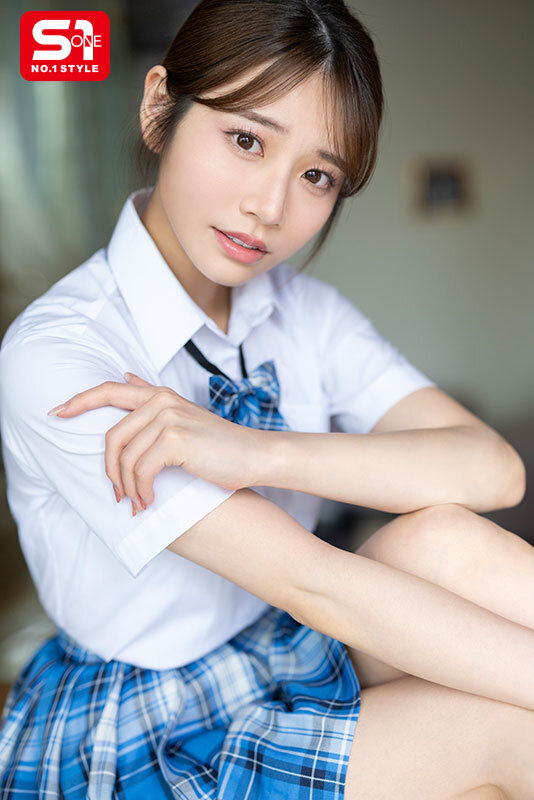 超A5ランクの女子●生を紹介します。 ハイスペ女学生17名と制服着たままセックス7時間 サンプル 1