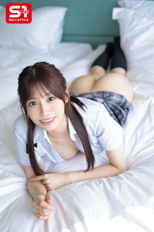 超A5ランクの女子●生を紹介します。 ハイスペ女学生17名と制服着たままセックス7時間 サンプル 10