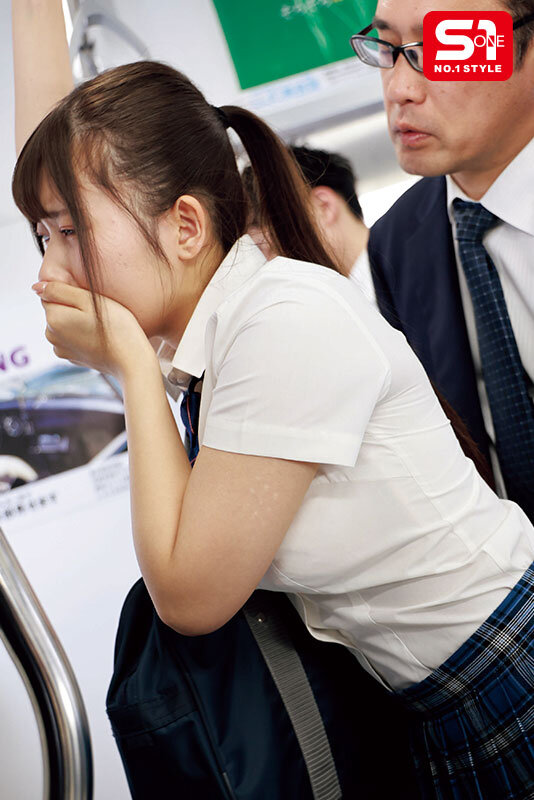 ハヒィん！スリルに興奮し痴●に負けちゃうスケベ美女たち8時間 サンプル 6