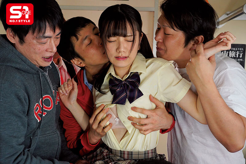 どれだけビジュの良い女でも本当に気持ち良い痴●には抵抗できず絶頂してしまう… 電車内で堕ちた最高峰美女 31名 8時間 サンプル 9