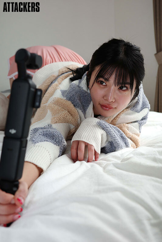 流出！いいなりなお 浮気グセが治らないカレシにブチ切れたなおちゃんが、勇気を出してマッチングアプリでお相手探し！ 「仕返しセックス自撮りして匂わせ投稿でアイツに見せつけてやる」 サンプル 1