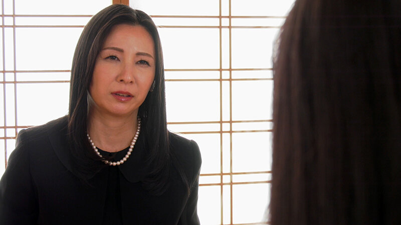 未亡人色欲強●レズ ～禁断の義姉妹熟女の性の果て～ サンプル 5