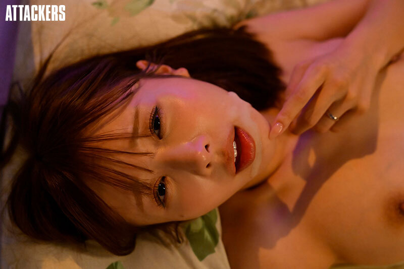 「お前の奥さん一か月間貸してくれよ。」僕が絶対に断れない状況で妻が上司に抱かれる夜。 栗山莉緒 サンプル 10