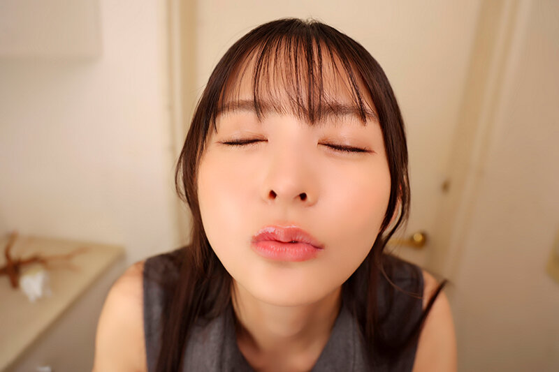 【VR】【顔面偏差値85】キス顔フェラ顔アヘ顔すべてが美しすぎる愛人はいつも顔面でザーメン受け取ってくれる天使【オール顔射VR】ザー面（ヅラ）でしゃぶるお掃除フェラがまた格別で即チ○ポ復活延長8回→顔面縦断する特大ホームラン顔射でfin 幸村泉希 サンプル 3