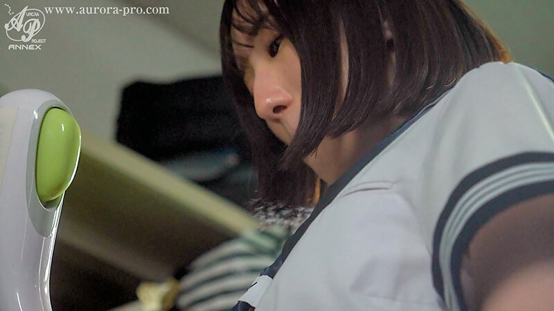 中年チ〇ポ偏愛女学生 オナバレから始まる、ずっと好きだったおじさん達とのとろける中出しセックス 青葉はる サンプル 5