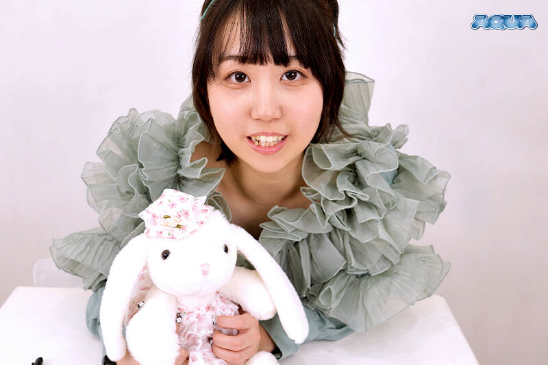 【VR】大人気アイドルのリアル 盗撮カメラが捉えた推しが彼氏とラブラブ SEX をする残酷な現実 濡田まな サンプル 1