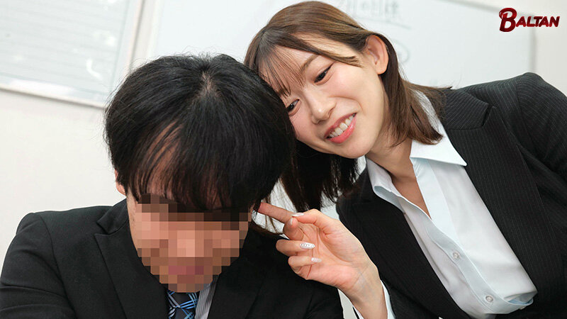 スタイル抜群美脚ドS先輩OLの後輩調教日記 黒川すみれ サンプル 2