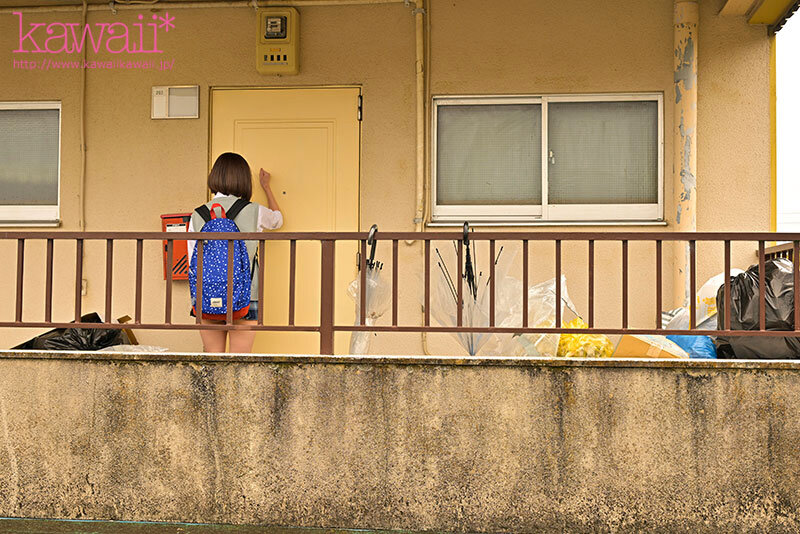 隣人のゴミ部屋で異臭中年おやじに監禁調教...理不尽すぎる鬼畜中出しで孕まされた制服女子 松岡美桜 サンプル 2