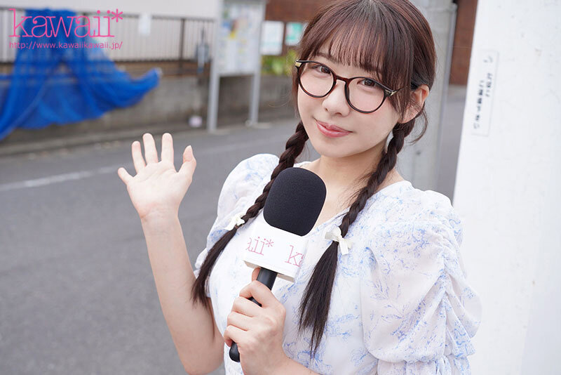 努力しまくってようやく内定を勝ち取った ‘不憫かわいい’新卒女子アナ（予定）が、衝撃のAVデビュー出演…なんで！？ 水川菜月 サンプル 13
