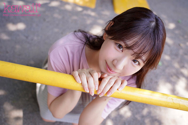 努力しまくってようやく内定を勝ち取った ‘不憫かわいい’新卒女子アナ（予定）が、衝撃のAVデビュー出演…なんで！？ 水川菜月 サンプル 3