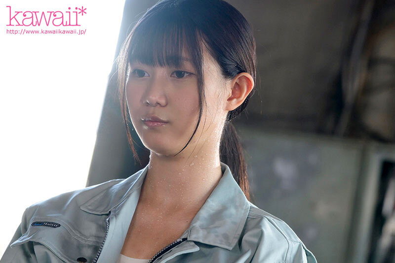 人見知りで人付き合いが苦手な女子工員と油臭い中年オヤジが帰宅困難で相部屋に… 豪雨で濡れたカラダに媚薬が染み渡りガンギマリお漏らし絶叫で朝まで中出しレ●プされた嵐の夜 谷村凪咲 サンプル 1