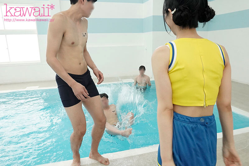 子どもカワイイ童顔女子が童貞クンおち●ぽザーメンを無邪気におま●こで受け止める、合法中出し筆下ろし！ ひなたなつ サンプル 4