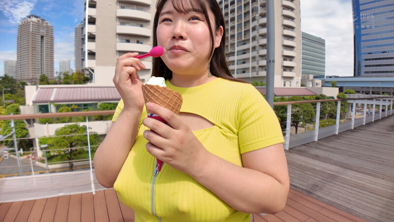 ノーブラ爆巨乳！！おっぱい露出デート8時間SPECIAL サンプル 6