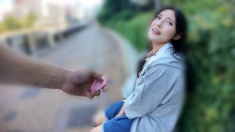 ノーブラM気質の淫乱女‘とびっこ装着’恥辱デート 森沢かな サンプル 3