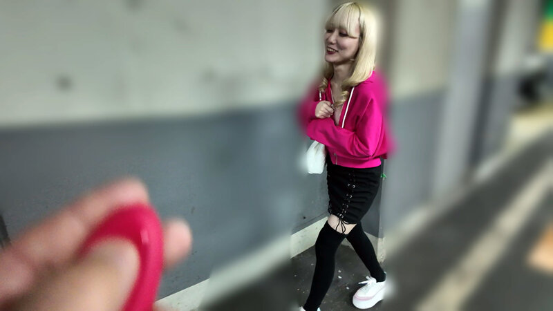 スタッフ無し、台本無し、女優と監督2人っきりのハメ撮りSEXデート 藍瀬ミナ サンプル 4