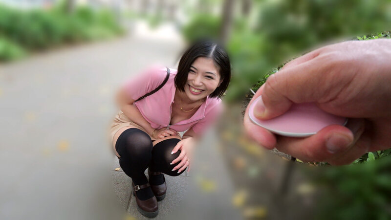 恥辱、陵●、とびっこ装着・繁華街デート！36 真野祈 サンプル 3