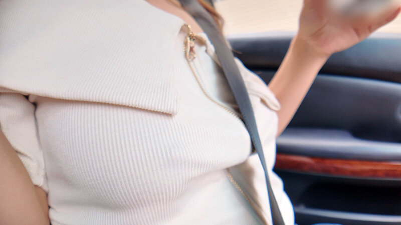 ノーブラ美巨乳ポヨンポヨンおっぱいデート4 椿りか サンプル 1
