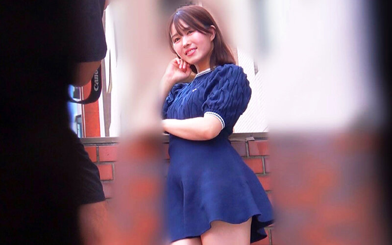 AV現場の盗撮＃1。休憩中、AV監督にタダマンされてしまう幾野まち。 サンプル 1