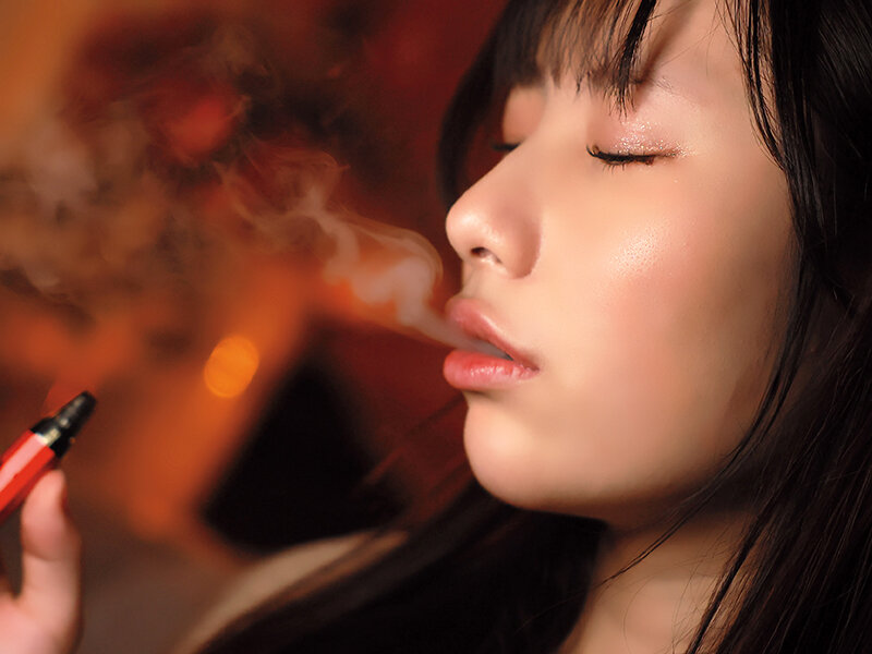怪しいBARに連れられた新人アイドルが紫煙吸い込み媚薬ガンギマリ状態 抵抗してもVIPルーム外に声は届かず乳揉みビックン手マンでガックガクガニ股失禁潮吹きアヘ顔が戻らなくなるまで何度もイキ狂ったキメセク乱パ会 松井日奈子 サンプル 4