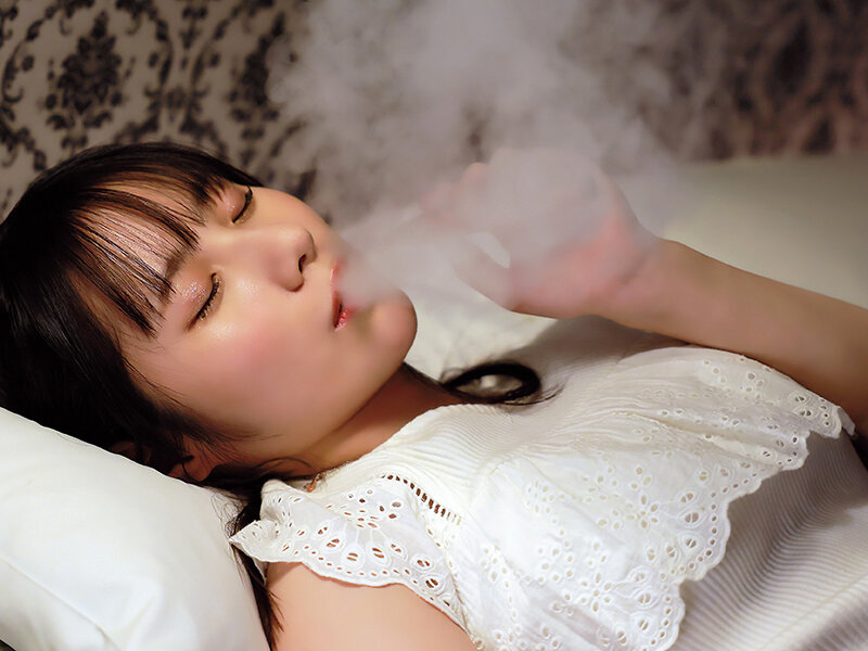 怪しいBARに連れられた新人アイドルが紫煙吸い込み媚薬ガンギマリ状態 抵抗してもVIPルーム外に声は届かず乳揉みビックン手マンでガックガクガニ股失禁潮吹きアヘ顔が戻らなくなるまで何度もイキ狂ったキメセク乱パ会 松井日奈子 サンプル 9